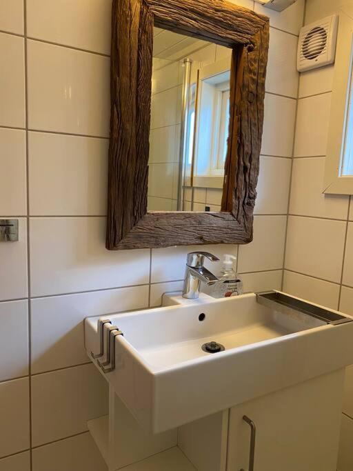 Close To Sea, Central, Rent A Boat, Mountain Hike, Wifi, Free Parking Haug Екстер'єр фото